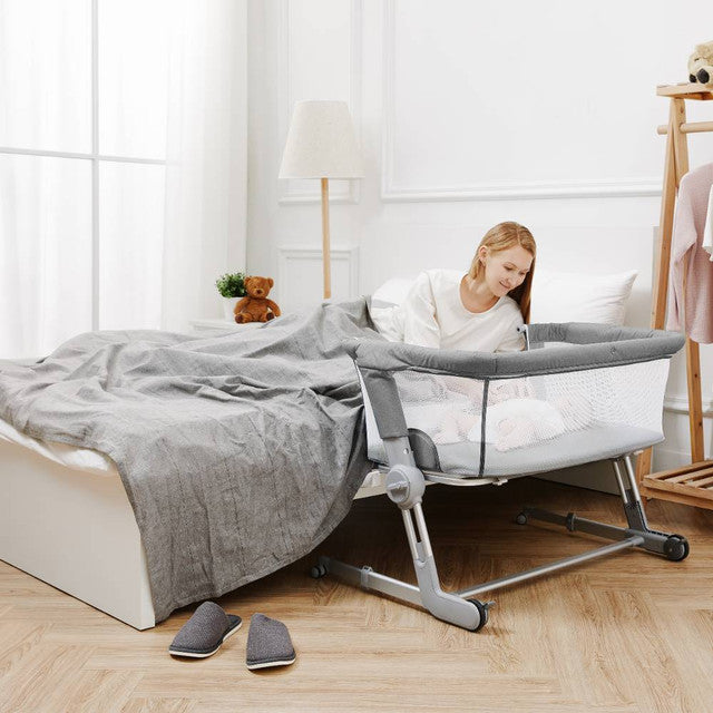 Unilove Hug me Plus 3-in-1 Bedside Bassinet Shadow Grey – Bubs