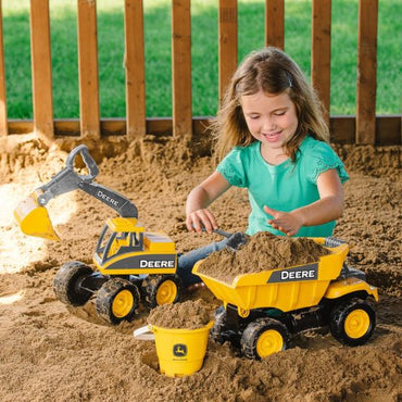 John Deere 38CM Big Scoop Dump Truck
